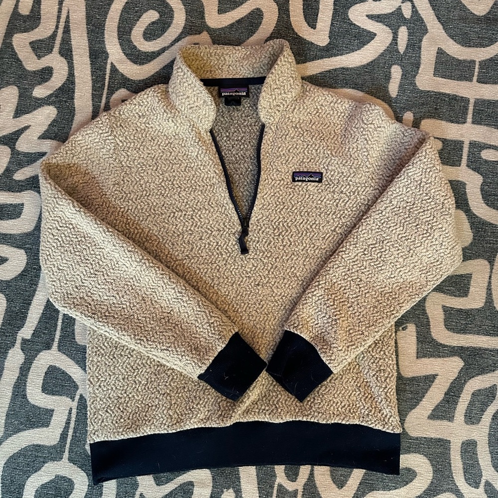 Patagonia Women’s Medium 3/4 Zip-Up Sweater in Cream and Navy